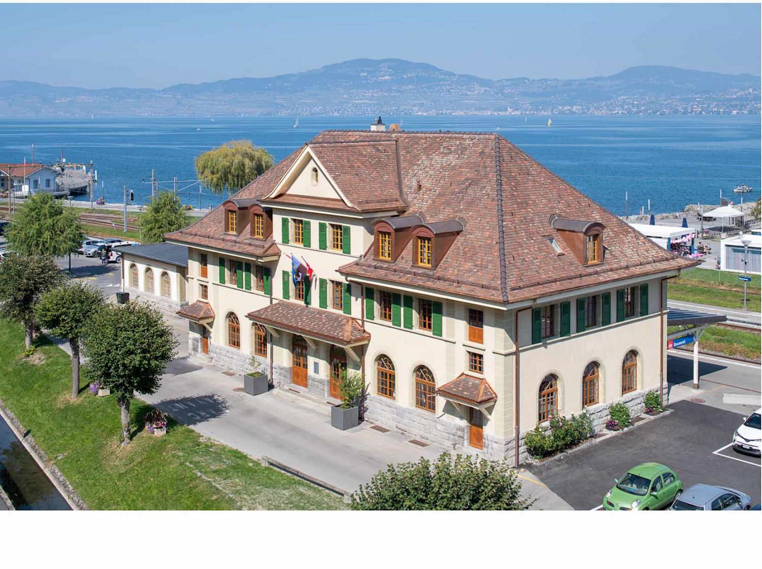 Umbau Bahnhof Le Bouveret zur Gemeindeverwaltung Port-Valais, 2016-2018